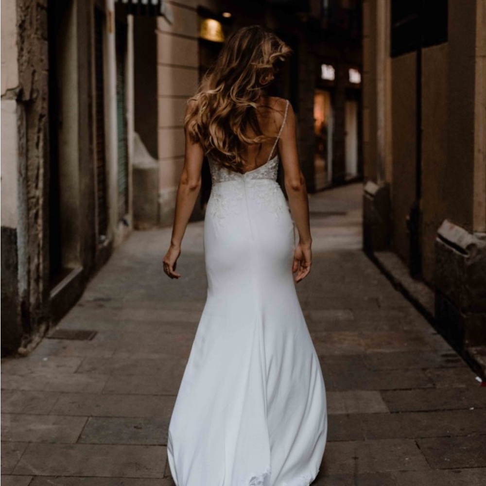 Alena Leena garden rose wedding dress - Picture 3 of 11